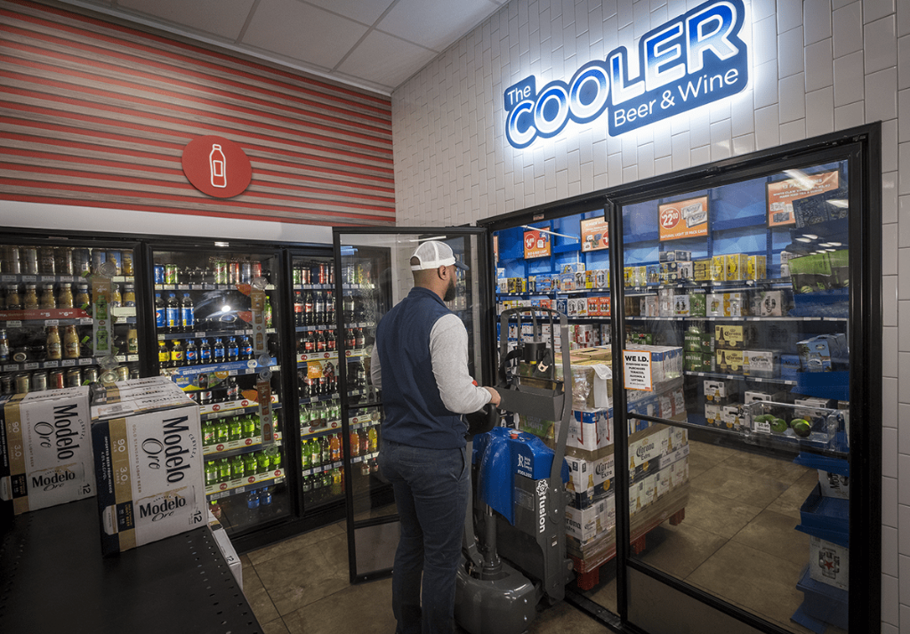 Photo of a Duo Lift in a convenience store